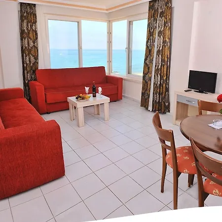 Grand Uysal Hotel